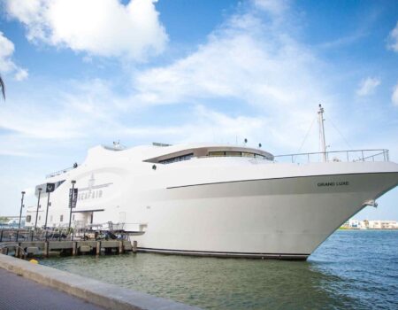 Seafair Mega Yacht