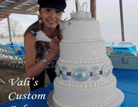 Vali’s Custom Cakes