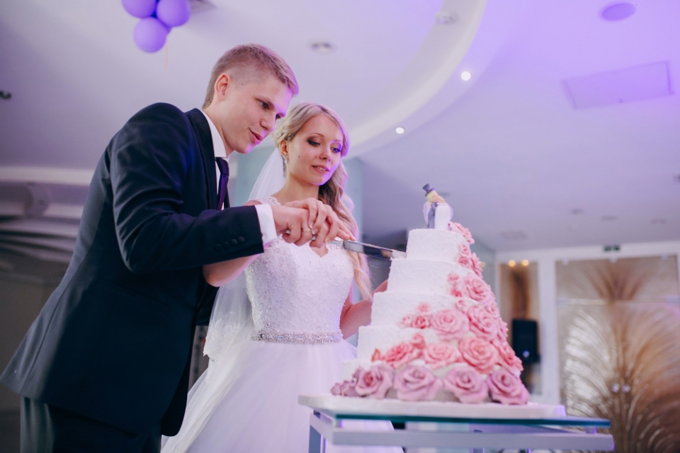 wedding-cake-bakers-toledo